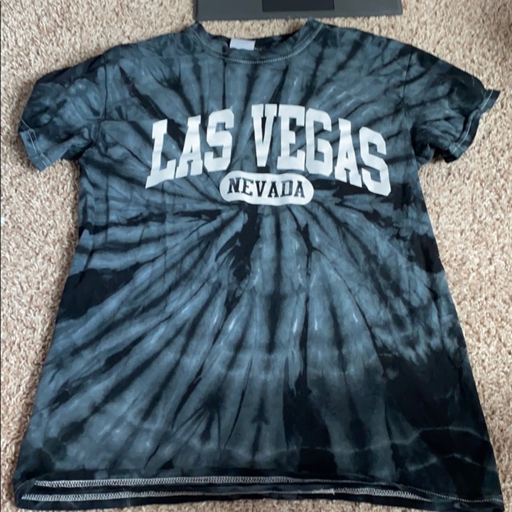 This is a cute Las Vegas tee shirt